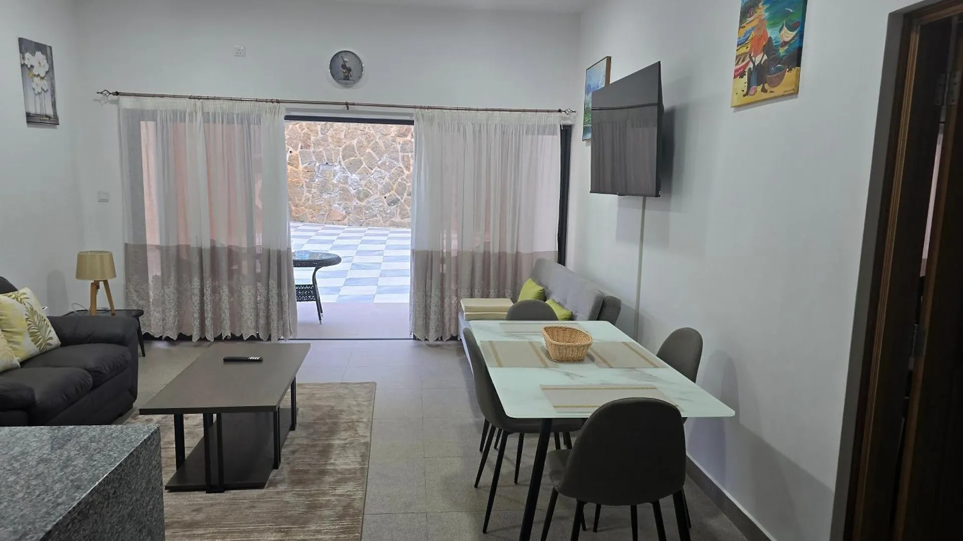 Anse aux Pins Lovers Paradise Self-Catering Apartments סיישל