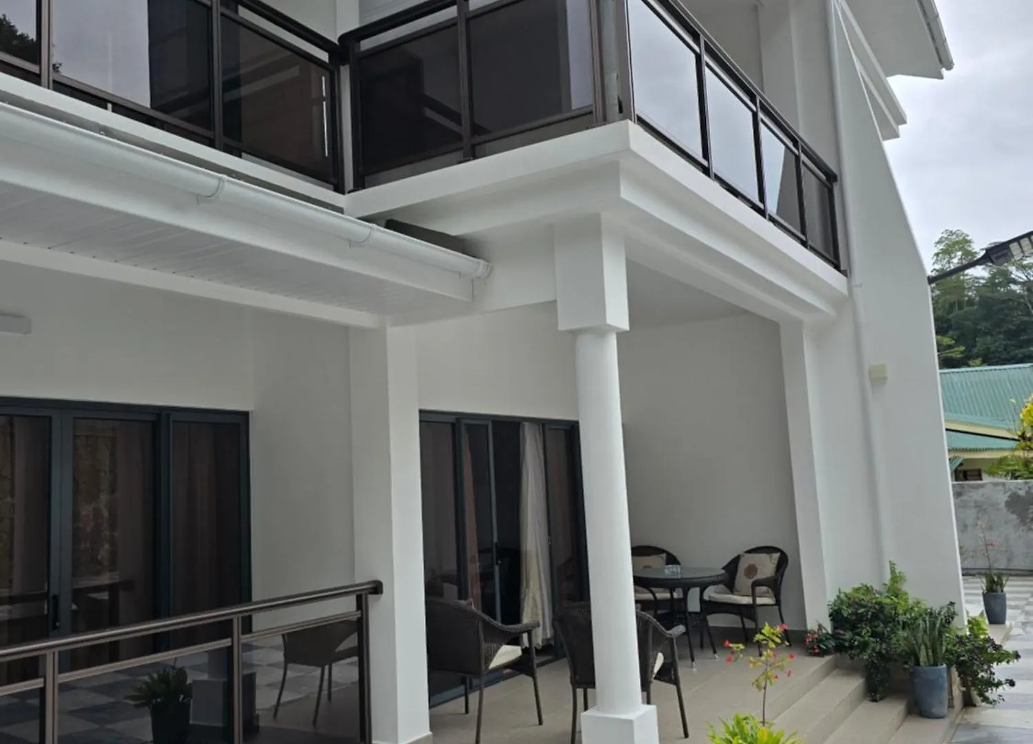 Lovers Paradise Self-Catering Apartments Anse aux Pins