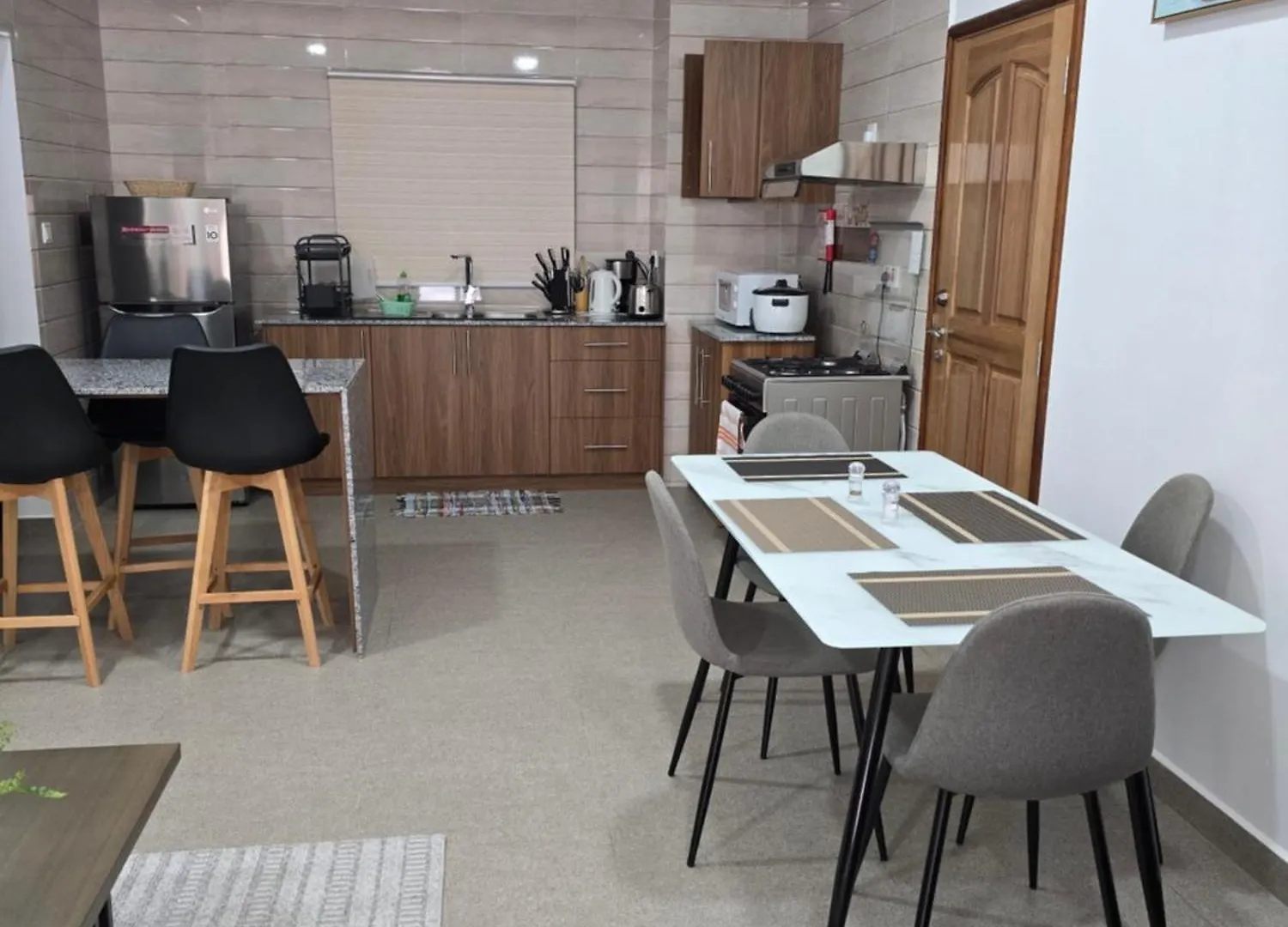 Anse aux Pins Lovers Paradise Self-Catering Apartments